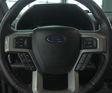 2016 Ford F-150 Lariat  Moon Roof Navigation 4X4 - Photo 16 - North Canton, OH 44720