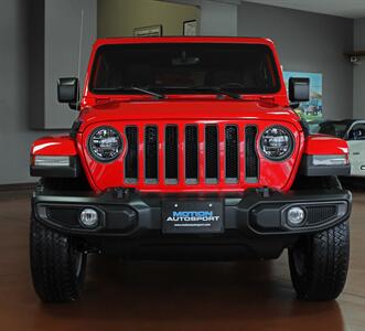 2021 Jeep Wrangler Unlimited Sahara 80th Anniversary  Sky Touch Roof - Photo 3 - North Canton, OH 44720