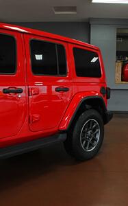 2021 Jeep Wrangler Unlimited Sahara 80th Anniversary  Sky Touch Roof - Photo 49 - North Canton, OH 44720