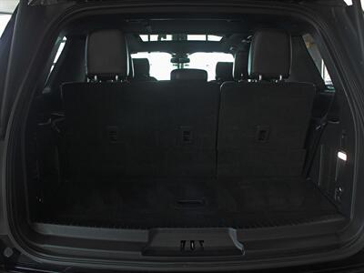 2018 Ford Expedition Limited  Panoramic Roof 4X4 - Photo 8 - North Canton, OH 44720