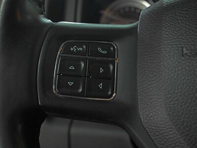 2021 RAM 1500 Classic Express  Black Top Package 4X4 - Photo 16 - North Canton, OH 44720