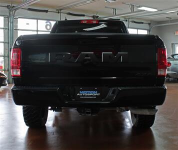 2021 RAM 1500 Classic Express  Black Top Package 4X4 - Photo 7 - North Canton, OH 44720