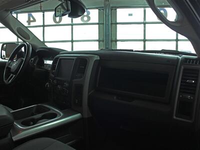 2021 RAM 1500 Classic Express  Black Top Package 4X4 - Photo 29 - North Canton, OH 44720