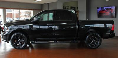 2018 RAM 1500 Express  Black Top Edition 4X4 - Photo 5 - North Canton, OH 44720
