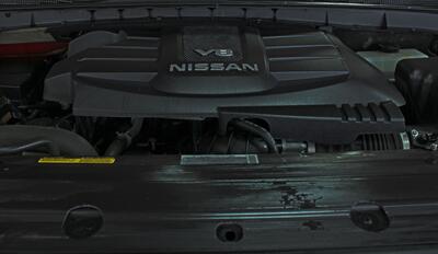 2018 Nissan Titan PRO-4X  4X4 - Photo 12 - North Canton, OH 44720