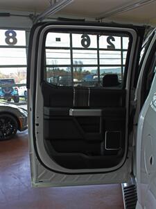 2015 Ford F-150 Lariat  Moon Roof Navigation 4X4 - Photo 34 - North Canton, OH 44720