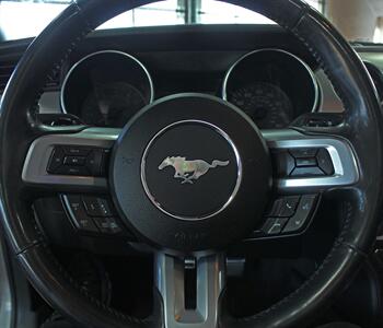 2021 Ford Mustang GT Premium  Convertible - Photo 20 - North Canton, OH 44720