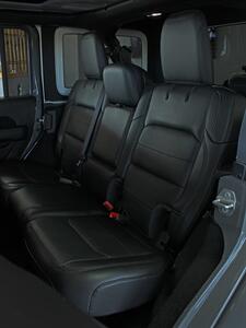 2021 Jeep Wrangler Unlimited Sahara Altitude  Hard Top Navigation Leather 4X4 - Photo 37 - North Canton, OH 44720