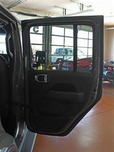 2021 Jeep Wrangler Unlimited Sahara Altitude  Hard Top Navigation Leather 4X4 - Photo 38 - North Canton, OH 44720