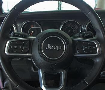 2021 Jeep Wrangler Unlimited Sahara Altitude  Hard Top Navigation Leather 4X4 - Photo 19 - North Canton, OH 44720