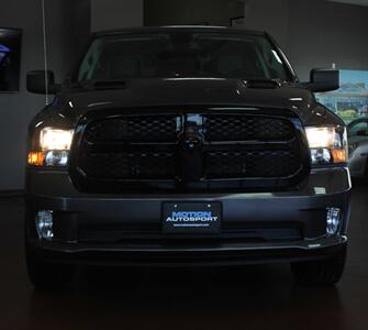 2021 RAM 1500 Classic Express  Black Top Edition 4X4 - Photo 37 - North Canton, OH 44720