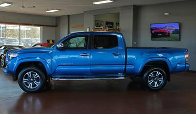 2016 Toyota Tacoma Limited  Moon Roof Navigation 4X4 - Photo 5 - North Canton, OH 44720