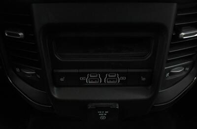 2022 RAM 1500 Limited  Moon Roof Navigation 4X4 - Photo 35 - North Canton, OH 44720