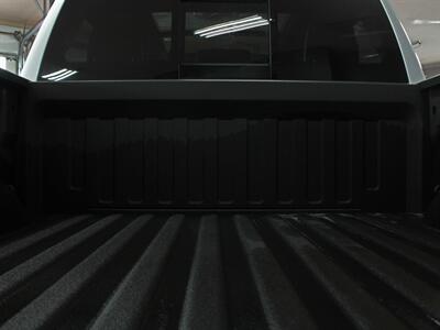2022 RAM 1500 Limited  Moon Roof Navigation 4X4 - Photo 8 - North Canton, OH 44720