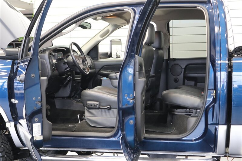 2003 Dodge Ram 2500 SLT 4dr Quad Cab  1-OWNER* 100% RUST FREE* SHORT BED HIGH OUTPUT CUMMINS 5.9L* 6-SPEED MANUAL* LEATHER* REAR AIRBAGS* BANKS EXAUST BRAKE* IN BED AUX FUEL TANK* ALL RECORDS SINCE NEW* WINDOW STICKER* 2-KEYS* 35 "NITTOs - Photo 46 - Portland, OR 97230