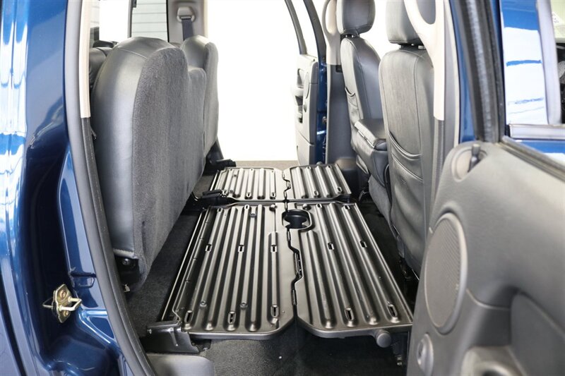 2003 Dodge Ram 2500 SLT 4dr Quad Cab  1-OWNER* 100% RUST FREE* SHORT BED HIGH OUTPUT CUMMINS 5.9L* 6-SPEED MANUAL* LEATHER* REAR AIRBAGS* BANKS EXAUST BRAKE* IN BED AUX FUEL TANK* ALL RECORDS SINCE NEW* WINDOW STICKER* 2-KEYS* 35 "NITTOs - Photo 84 - Portland, OR 97230