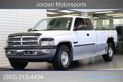 2002 Dodge Ram 2500 SLT  2-OWNER* LIKE NEW CONDITION* NEW 33 " BFG KO2 10-PLY TIRES* 5-SPEED MANUAL* FRESH SERVICE* REAR AIRBAGS* SLT LARAMIE* ALL STOCK - Photo 1 - Portland, OR 97230