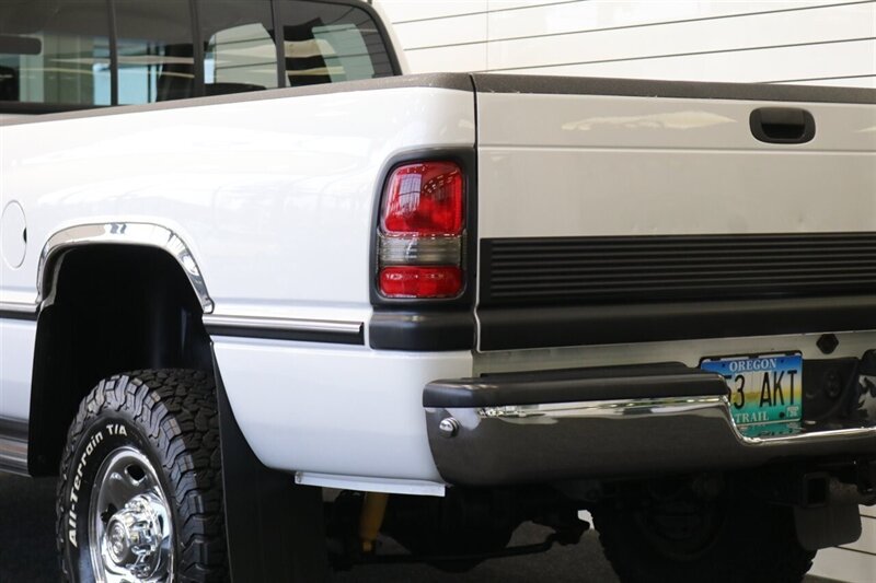 1996 Dodge Ram 2500 Laramie SLT 1-OWNER* 100% RUST FREE* NEW FRONT & REAR COMPLETE BRAKE SYSTEM* NEW FRONT CRANK SEAL-TIMING COVER GASKET* TRANSMISSION-TRANSFER CASE SERVICE* NEW U-JOINTS* NEW FULL AC SYSTEM* ALL BOOKS-MANUALS - Photo 49 - Portland, OR 97230