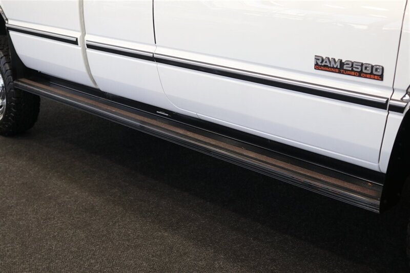 1996 Dodge Ram 2500 Laramie SLT 1-OWNER* 100% RUST FREE* NEW FRONT & REAR COMPLETE BRAKE SYSTEM* NEW FRONT CRANK SEAL-TIMING COVER GASKET* TRANSMISSION-TRANSFER CASE SERVICE* NEW U-JOINTS* NEW FULL AC SYSTEM* ALL BOOKS-MANUALS - Photo 47 - Portland, OR 97230