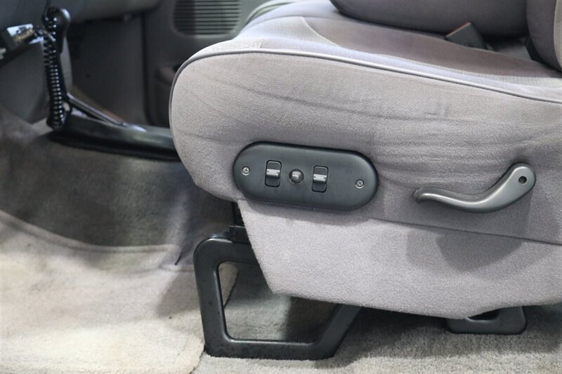 1996 Dodge Ram 2500 Laramie SLT 1-OWNER* 100% RUST FREE* NEW FRONT & REAR COMPLETE BRAKE SYSTEM* NEW FRONT CRANK SEAL-TIMING COVER GASKET* TRANSMISSION-TRANSFER CASE SERVICE* NEW U-JOINTS* NEW FULL AC SYSTEM* ALL BOOKS-MANUALS - Photo 66 - Portland, OR 97230