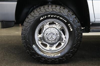 1996 Dodge Ram 2500 Laramie SLT 1-OWNER* 100% RUST FREE* NEW FRONT & REAR COMPLETE BRAKE SYSTEM* NEW FRONT CRANK SEAL-TIMING COVER GASKET* TRANSMISSION-TRANSFER CASE SERVICE* NEW U-JOINTS* NEW FULL AC SYSTEM* ALL BOOKS-MANUALS - Photo 16 - Portland, OR 97230