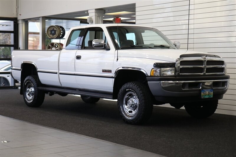 1996 Dodge Ram 2500 Laramie SLT 1-OWNER* 100% RUST FREE* NEW FRONT & REAR COMPLETE BRAKE SYSTEM* NEW FRONT CRANK SEAL-TIMING COVER GASKET* TRANSMISSION-TRANSFER CASE SERVICE* NEW U-JOINTS* NEW FULL AC SYSTEM* ALL BOOKS-MANUALS - Photo 2 - Portland, OR 97230
