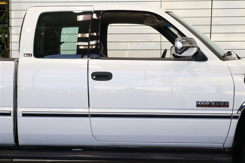 1996 Dodge Ram 2500 Laramie SLT 1-OWNER* 100% RUST FREE* NEW FRONT & REAR COMPLETE BRAKE SYSTEM* NEW FRONT CRANK SEAL-TIMING COVER GASKET* TRANSMISSION-TRANSFER CASE SERVICE* NEW U-JOINTS* NEW FULL AC SYSTEM* ALL BOOKS-MANUALS - Photo 59 - Portland, OR 97230