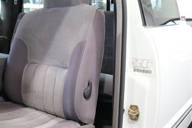 1996 Dodge Ram 2500 Laramie SLT 1-OWNER* 100% RUST FREE* NEW FRONT & REAR COMPLETE BRAKE SYSTEM* NEW FRONT CRANK SEAL-TIMING COVER GASKET* TRANSMISSION-TRANSFER CASE SERVICE* NEW U-JOINTS* NEW FULL AC SYSTEM* ALL BOOKS-MANUALS - Photo 70 - Portland, OR 97230