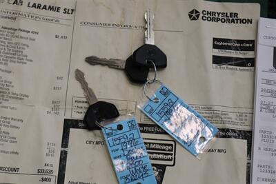 1996 Dodge Ram 2500 Laramie SLT 1-OWNER* 100% RUST FREE* NEW FRONT & REAR COMPLETE BRAKE SYSTEM* NEW FRONT CRANK SEAL-TIMING COVER GASKET* TRANSMISSION-TRANSFER CASE SERVICE* NEW U-JOINTS* NEW FULL AC SYSTEM* ALL BOOKS-MANUALS - Photo 93 - Portland, OR 97230