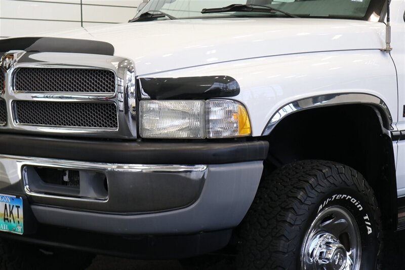 1996 Dodge Ram 2500 Laramie SLT 1-OWNER* 100% RUST FREE* NEW FRONT & REAR COMPLETE BRAKE SYSTEM* NEW FRONT CRANK SEAL-TIMING COVER GASKET* TRANSMISSION-TRANSFER CASE SERVICE* NEW U-JOINTS* NEW FULL AC SYSTEM* ALL BOOKS-MANUALS - Photo 12 - Portland, OR 97230