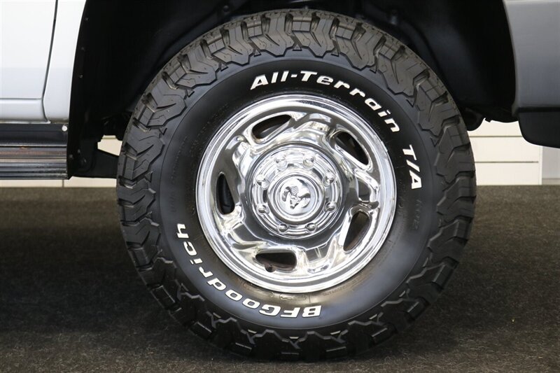 1996 Dodge Ram 2500 Laramie SLT 1-OWNER* 100% RUST FREE* NEW FRONT & REAR COMPLETE BRAKE SYSTEM* NEW FRONT CRANK SEAL-TIMING COVER GASKET* TRANSMISSION-TRANSFER CASE SERVICE* NEW U-JOINTS* NEW FULL AC SYSTEM* ALL BOOKS-MANUALS - Photo 44 - Portland, OR 97230