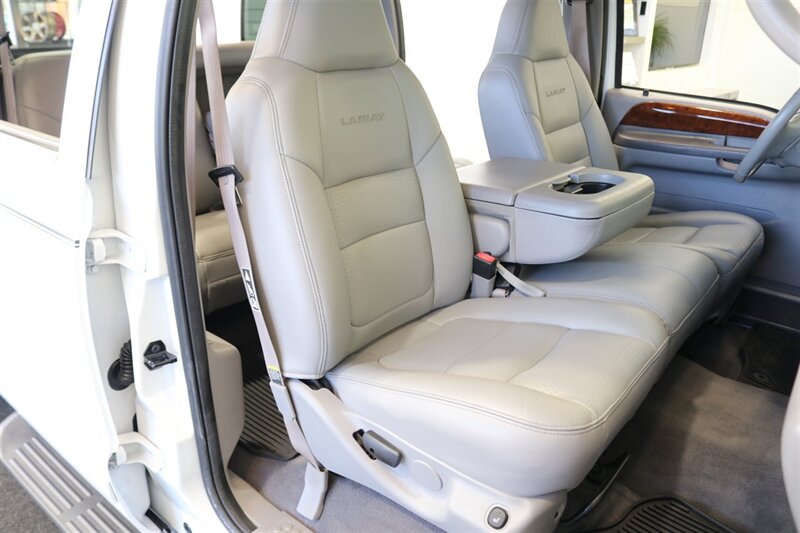 2001 Ford F-350 Lariat   - Photo 19 - Portland, OR 97230