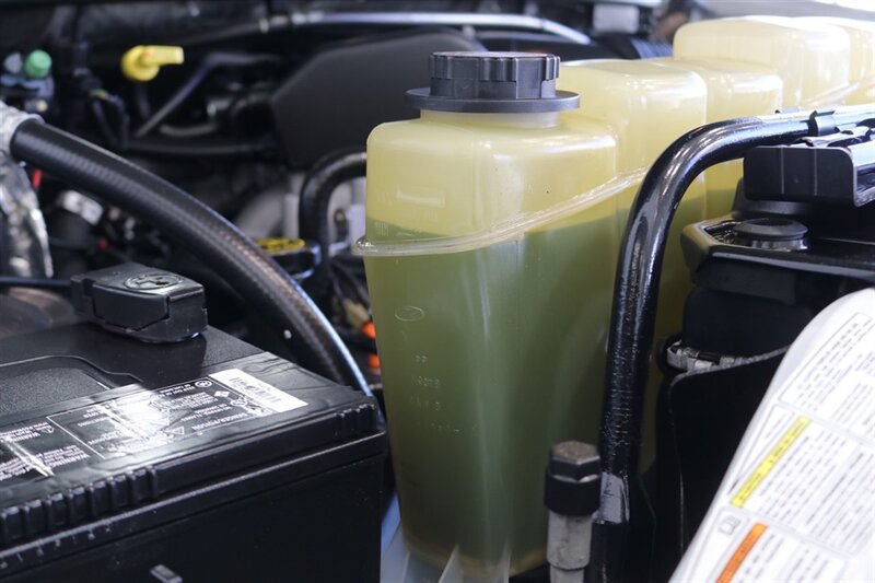 2001 Ford F-350 Lariat   - Photo 42 - Portland, OR 97230