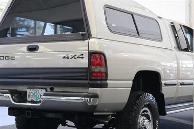 1998 Dodge Ram 2500 Laramie SLT  1-OWNER* SHORT BED* ALL SERVICE RECORDS SINCE NEW W/ ORIGINAL WINDOW STICKER* NEW 33 " BFG KO3 10-PLYS* NEVER HAD 5TH WHEEL OR GOOSE NECK* COOLANT & AC SERVICE* NEW STEERING BOX - Photo 40 - Portland, OR 97230