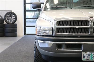 1998 Dodge Ram 2500 Laramie SLT  1-OWNER* SHORT BED* ALL SERVICE RECORDS SINCE NEW W/ ORIGINAL WINDOW STICKER* NEW 33 " BFG KO3 10-PLYS* NEVER HAD 5TH WHEEL OR GOOSE NECK* COOLANT & AC SERVICE* NEW STEERING BOX - Photo 43 - Portland, OR 97230