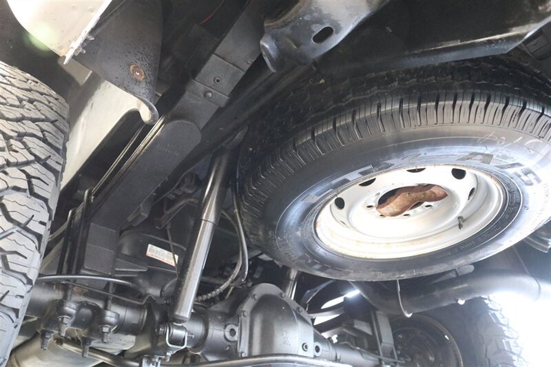 1998 Dodge Ram 2500 Laramie SLT  1-OWNER* SHORT BED* ALL SERVICE RECORDS SINCE NEW W/ ORIGINAL WINDOW STICKER* NEW 33 " BFG KO3 10-PLYS* NEVER HAD 5TH WHEEL OR GOOSE NECK* COOLANT & AC SERVICE* NEW STEERING BOX - Photo 30 - Portland, OR 97230