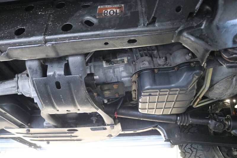 1998 Dodge Ram 2500 Laramie SLT  1-OWNER* SHORT BED* ALL SERVICE RECORDS SINCE NEW W/ ORIGINAL WINDOW STICKER* NEW 33 " BFG KO3 10-PLYS* NEVER HAD 5TH WHEEL OR GOOSE NECK* COOLANT & AC SERVICE* NEW STEERING BOX - Photo 25 - Portland, OR 97230