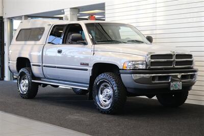 1998 Dodge Ram 2500 Laramie SLT  1-OWNER* SHORT BED* ALL SERVICE RECORDS SINCE NEW W/ ORIGINAL WINDOW STICKER* NEW 33 " BFG KO3 10-PLYS* NEVER HAD 5TH WHEEL OR GOOSE NECK* COOLANT & AC SERVICE* NEW STEERING BOX - Photo 2 - Portland, OR 97230