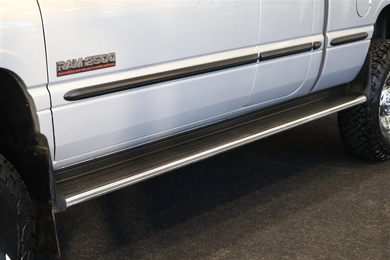 1998 Dodge Ram 2500 Laramie SLT  1-OWNER* SHORT BED* ALL SERVICE RECORDS SINCE NEW W/ ORIGINAL WINDOW STICKER* NEW 33 " BFG KO3 10-PLYS* NEVER HAD 5TH WHEEL OR GOOSE NECK* COOLANT & AC SERVICE* NEW STEERING BOX - Photo 44 - Portland, OR 97230