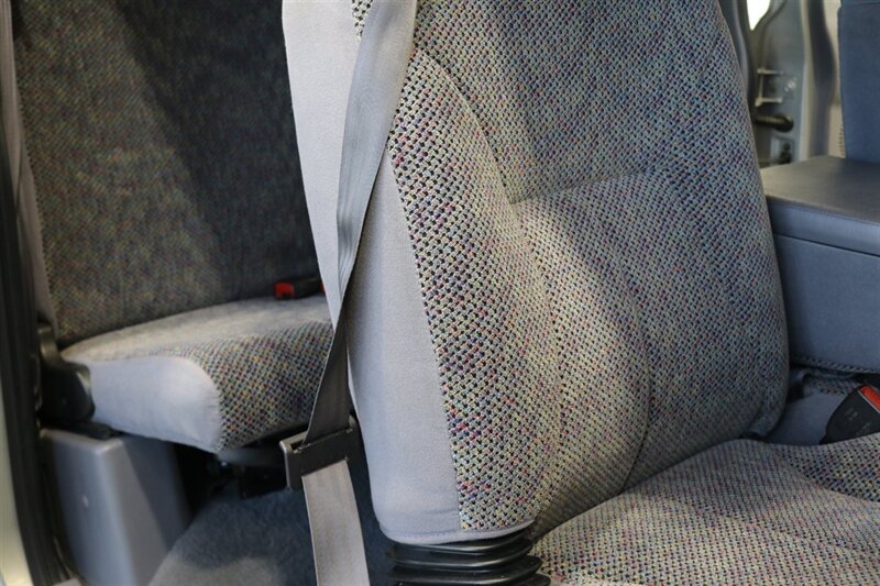 1998 Dodge Ram 2500 Laramie SLT  1-OWNER* SHORT BED* ALL SERVICE RECORDS SINCE NEW W/ ORIGINAL WINDOW STICKER* NEW 33 " BFG KO3 10-PLYS* NEVER HAD 5TH WHEEL OR GOOSE NECK* COOLANT & AC SERVICE* NEW STEERING BOX - Photo 71 - Portland, OR 97230