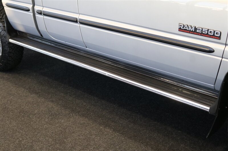 1998 Dodge Ram 2500 Laramie SLT  1-OWNER* SHORT BED* ALL SERVICE RECORDS SINCE NEW W/ ORIGINAL WINDOW STICKER* NEW 33 " BFG KO3 10-PLYS* NEVER HAD 5TH WHEEL OR GOOSE NECK* COOLANT & AC SERVICE* NEW STEERING BOX - Photo 45 - Portland, OR 97230