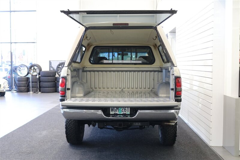 1998 Dodge Ram 2500 Laramie SLT  1-OWNER* SHORT BED* ALL SERVICE RECORDS SINCE NEW W/ ORIGINAL WINDOW STICKER* NEW 33 " BFG KO3 10-PLYS* NEVER HAD 5TH WHEEL OR GOOSE NECK* COOLANT & AC SERVICE* NEW STEERING BOX - Photo 15 - Portland, OR 97230