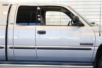 1998 Dodge Ram 2500 Laramie SLT  1-OWNER* SHORT BED* ALL SERVICE RECORDS SINCE NEW W/ ORIGINAL WINDOW STICKER* NEW 33 " BFG KO3 10-PLYS* NEVER HAD 5TH WHEEL OR GOOSE NECK* COOLANT & AC SERVICE* NEW STEERING BOX - Photo 51 - Portland, OR 97230