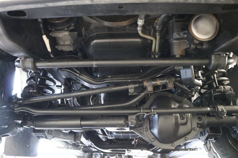 1998 Dodge Ram 2500 Laramie SLT  1-OWNER* SHORT BED* ALL SERVICE RECORDS SINCE NEW W/ ORIGINAL WINDOW STICKER* NEW 33 " BFG KO3 10-PLYS* NEVER HAD 5TH WHEEL OR GOOSE NECK* COOLANT & AC SERVICE* NEW STEERING BOX - Photo 24 - Portland, OR 97230