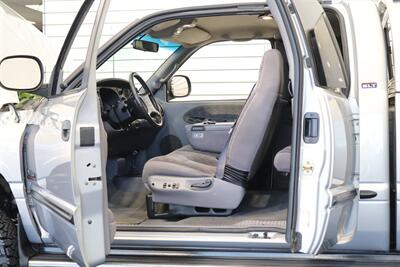 1998 Dodge Ram 2500 Laramie SLT  1-OWNER* SHORT BED* ALL SERVICE RECORDS SINCE NEW W/ ORIGINAL WINDOW STICKER* NEW 33 " BFG KO3 10-PLYS* NEVER HAD 5TH WHEEL OR GOOSE NECK* COOLANT & AC SERVICE* NEW STEERING BOX - Photo 58 - Portland, OR 97230