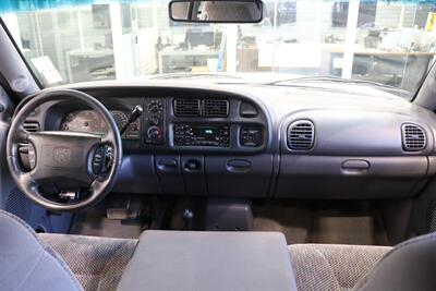 1998 Dodge Ram 2500 Laramie SLT  1-OWNER* SHORT BED* ALL SERVICE RECORDS SINCE NEW W/ ORIGINAL WINDOW STICKER* NEW 33 " BFG KO3 10-PLYS* NEVER HAD 5TH WHEEL OR GOOSE NECK* COOLANT & AC SERVICE* NEW STEERING BOX - Photo 19 - Portland, OR 97230