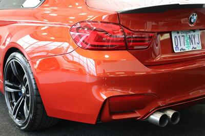 2018 BMW M4  FULL LEATHER* ACTIVE AUTO WORKS CATLESS DOWN PIPES - MID PIPES W-RESONATORS-MAAD MAX MUFFLER* VRSF FRONT MOUNT INTAKE* MISHIMOTO CHARGE PIPES* FULLY SERVICED* CARBON FRONT LIP* 2-KEYS-WINDOW STICKER - Photo 15 - Portland, OR 97230