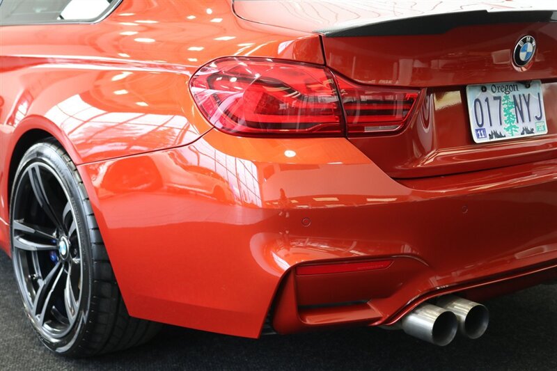 2018 BMW M4  FULL LEATHER* ACTIVE AUTO WORKS CATLESS DOWN PIPES - MID PIPES W-RESONATORS-MAAD MAX MUFFLER* VRSF FRONT MOUNT INTAKE* MISHIMOTO CHARGE PIPES* FULLY SERVICED* CARBON FRONT LIP* 2-KEYS-WINDOW STICKER - Photo 15 - Portland, OR 97230