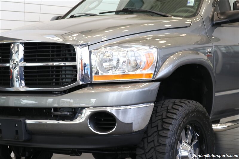 2006 Dodge Ram 2500 SLT  2-OWNER* 0-RUST* 5.9L HIGH OUTPUT* 4 "BILSTEIN LIFT* 35 " TOYO R/Ts W/20 " MOTO WHEELS* B&W GOOSNECK* AFE INTAKE* RUST FREE 100% PAINT MATCHED FLARES - Photo 9 - Portland, OR 97230