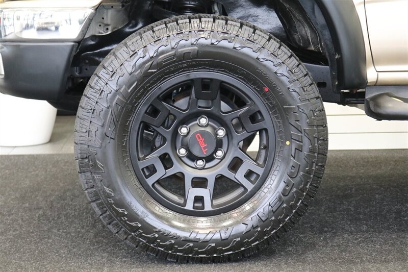 2002 Toyota Tacoma V6 1-OWNER* 0-RUST* NEW TIMING BELT-WATER PUMP-TUNE UP-FLUIDS* NEW BILSTEIN TOYTEC LEVEL KIT W/BILSTEIN 5100 SHOCKS* NEW 17 " TRD PRO WHEELS & 33 " FALKEN WILD PEAKS A/T 4W* ALL BOOKS-RECORDS SINCE NEW - Photo 21 - Portland, OR 97230